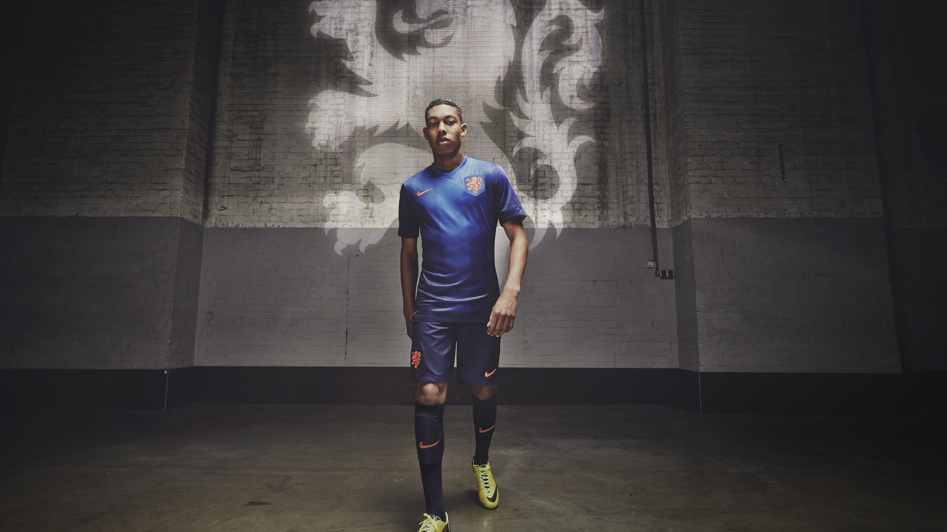 开云体育在线登入-莱昂·马尔尚用实力回应所有质疑，莱昂内尔